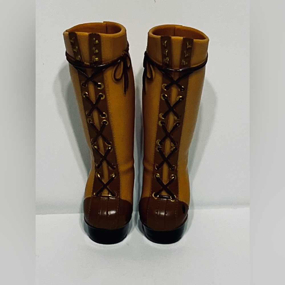 Na Na Na Boots for 11” Amelia Outback Doll